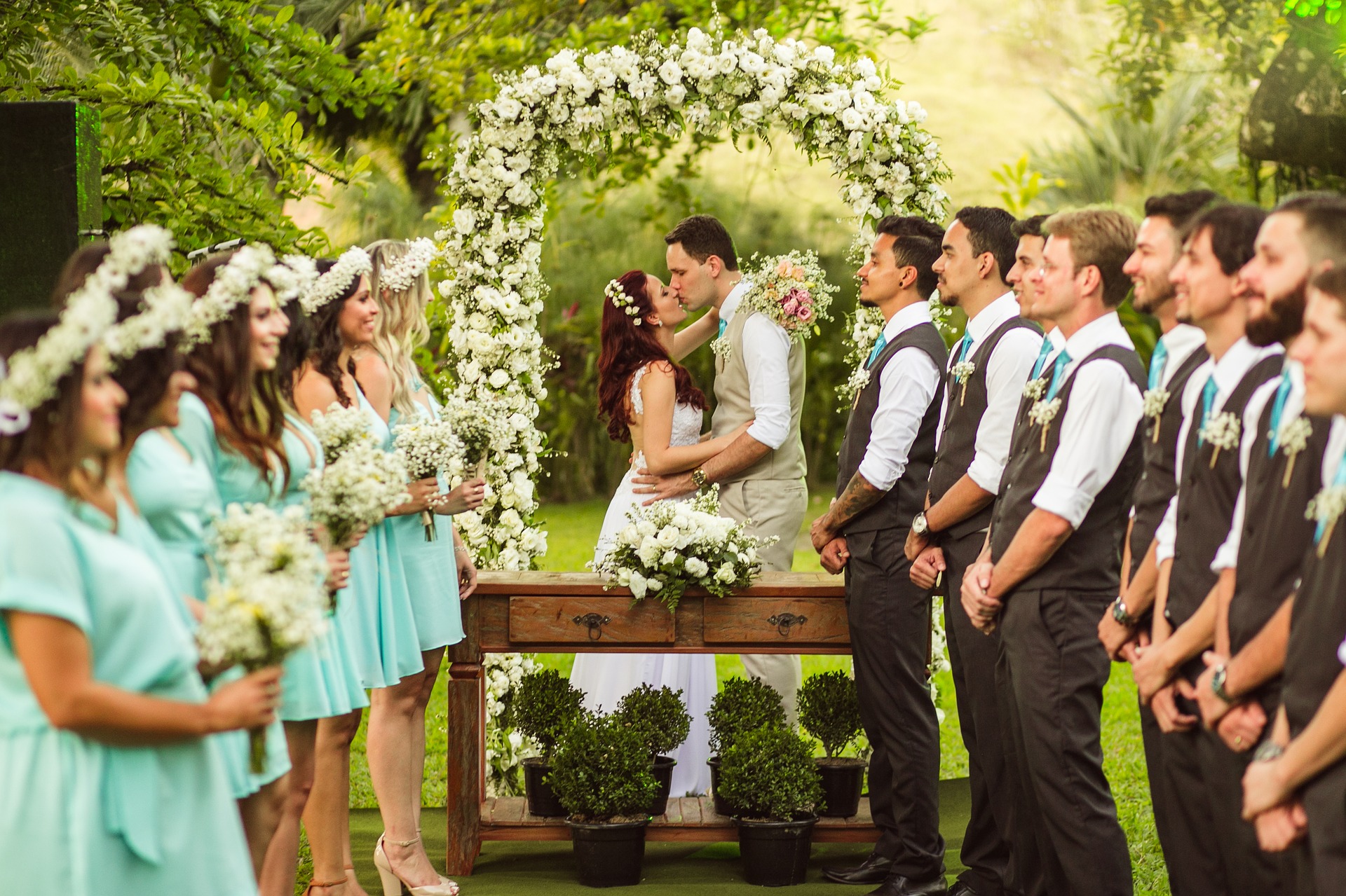 Confira neste artigo os critérios para escolher os padrinhos de casamento!