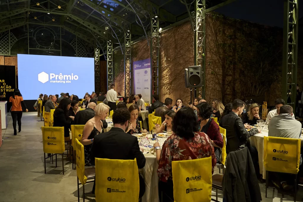 premiação evento corporativo